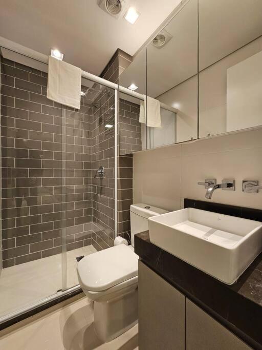 Moderno Ap 64 Soholife Apartment
